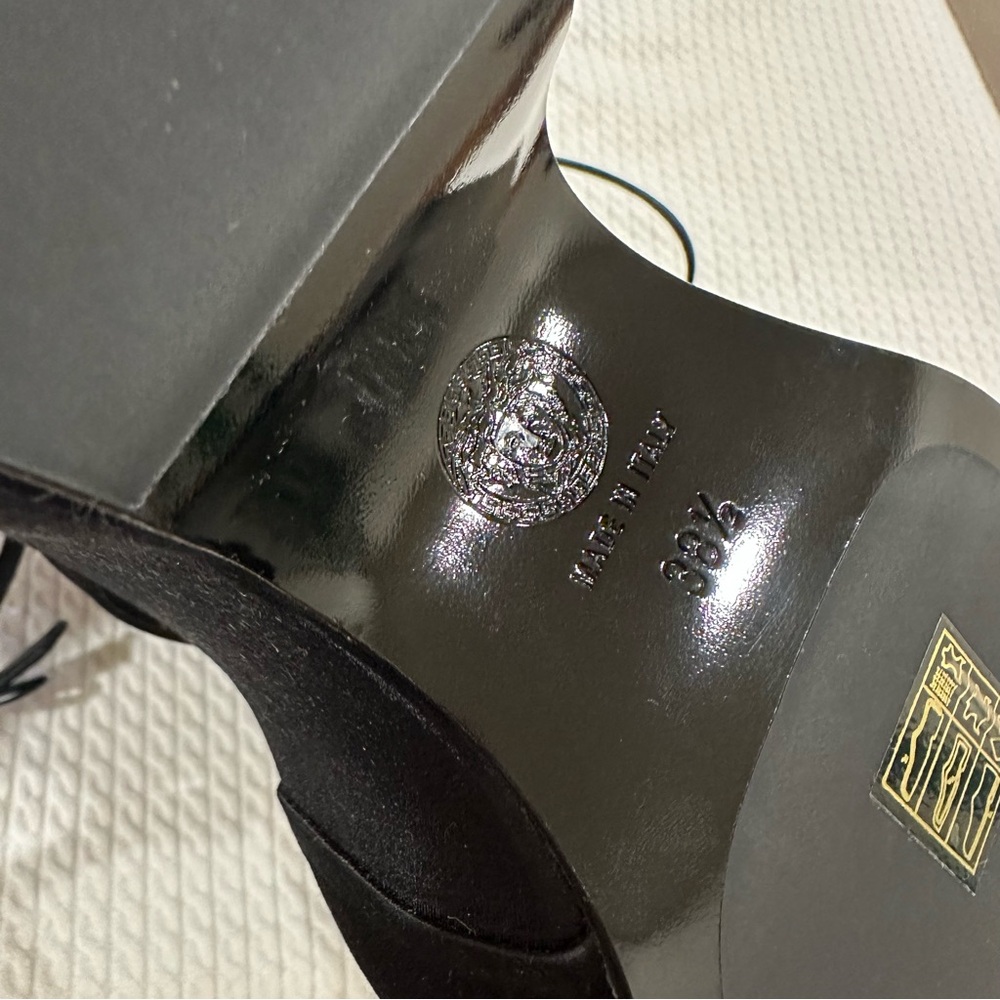 * VERSACE Platform Sandals BX17 - Picture 14 of 14